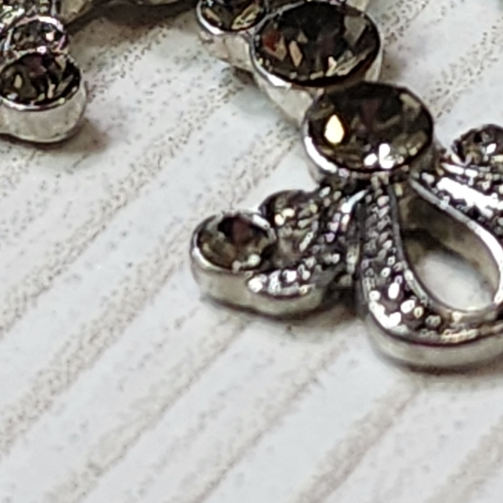 Cookie Lee Silver Cross Pendant Necklace #23412 NWT - Picture 5 of 10